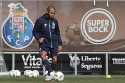 براهيمي يخضع لبرنامج خاص مع “بورتو”