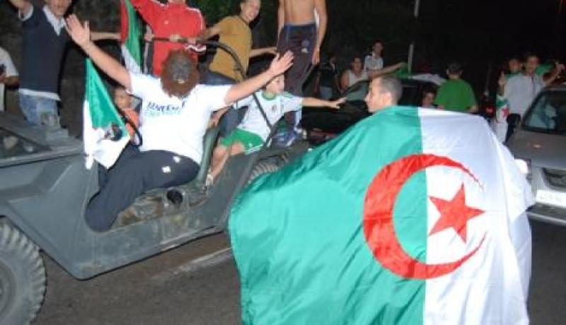 مباراة الجزائر زامبيا تخلف إصابة 21 شخصا بجروح