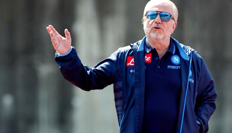 دي لوريانتس:”لهذا السبب جلبت أوناس لنابولي”