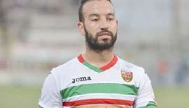 دمو يجدد وبوقش يفسخ عقده مع المولودية