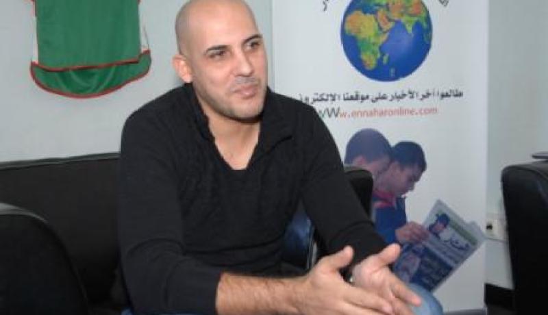 عبدو درياسة يغنّي لثورة الياسمين بأغنية من نوع الديسكو