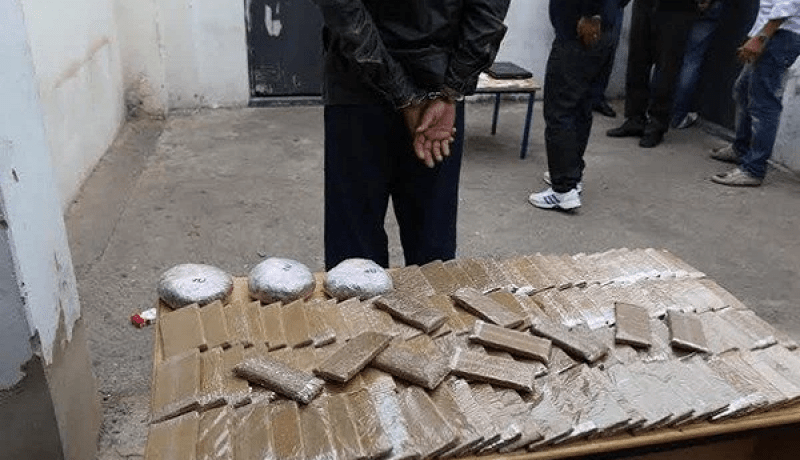 توقيف مروج المخدرات وحجز أزيد من 2 كلغ من الكيف بتيسمسيلت