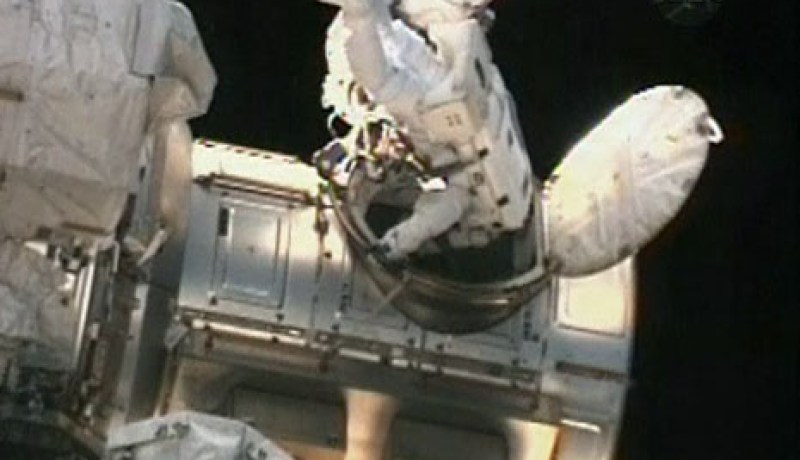 مكوك الفضاء الأمريكي ديسكفري يعود اليوم إلى الأرض