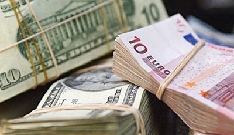 خبراء اقتصاديون.. ''احتياطي الصرف الجزائري في خطر ''