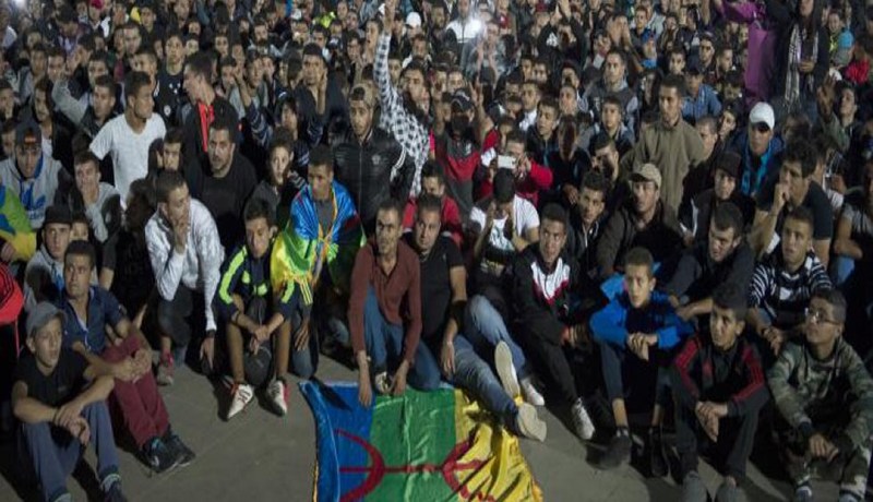 سيناريو «البوعزيزي» يهدد عرش الملك محمد السادس