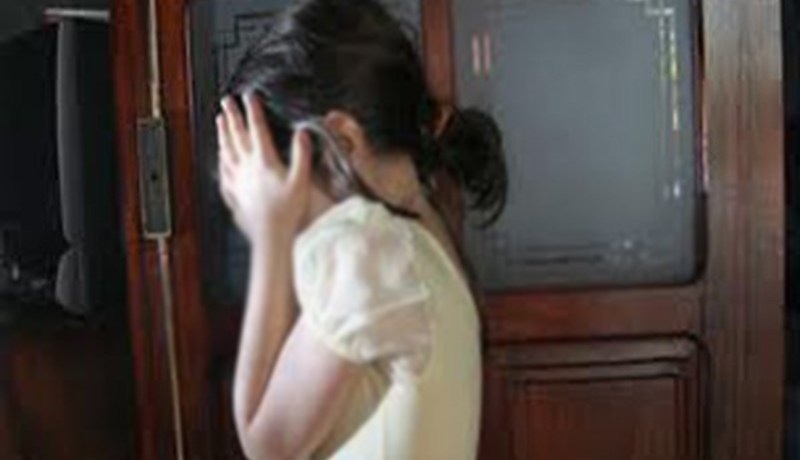 عامان حبسا لشاب مارس الفعل المخل بالحياء على تلميذة في عين البنيان