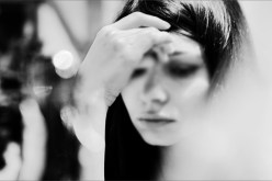 في ميزان حسناتكم…من يحميني وابني من برد الشتاء وذئاب الشارع