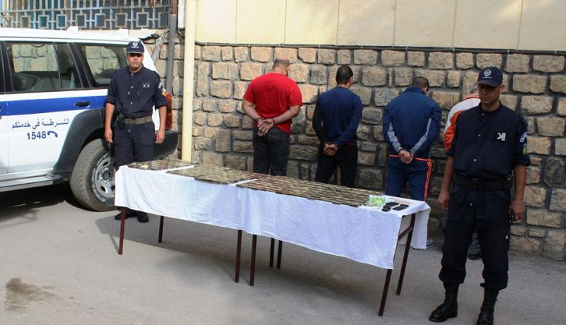 تفكيك شبكة إجرامية بسوق أهراس وحجز أزيد من 20 كلغ من المخدرات