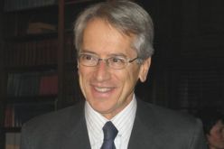 دي سانت أغاتا يؤكد أن العلاقات الثنائية بين الجزائر وإيطاليا جد مكثفة