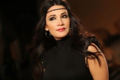 صورة ديانا حداد ترتدي الحجاب بإسطنبول التركية