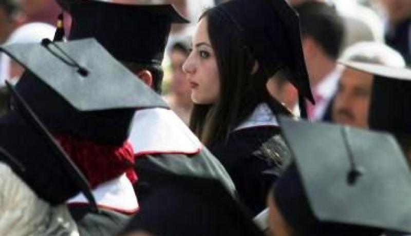 شهادات بـ 60 ألف دينار لدخول الجامعات الأوربية