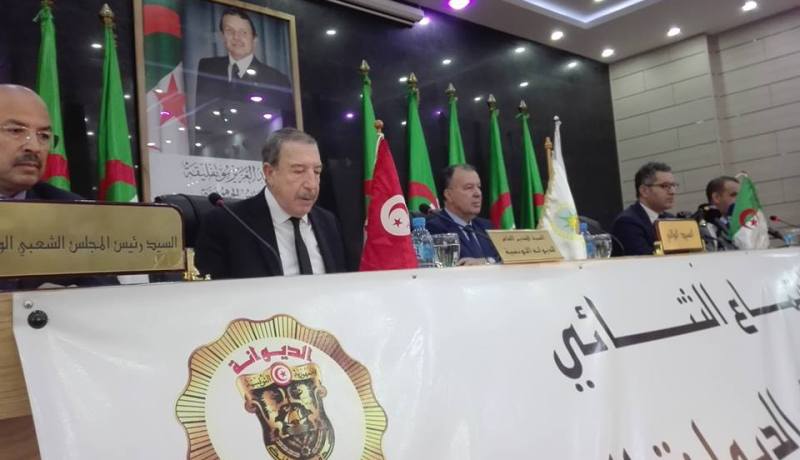 فتح المنافذ الحدودية في صلب نقاش الجمارك الجزائرية والتونسية