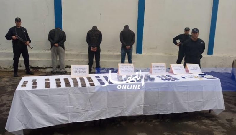 بالصور..أمن تيزي وزو يفكك شبكيتين إجراميتين ويحجز 10 كلغ من “الزطلة”