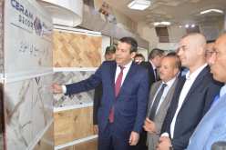 بالصور.. جلاب يقف على انطلاق تصدير “الخزف” نحو ليبيا