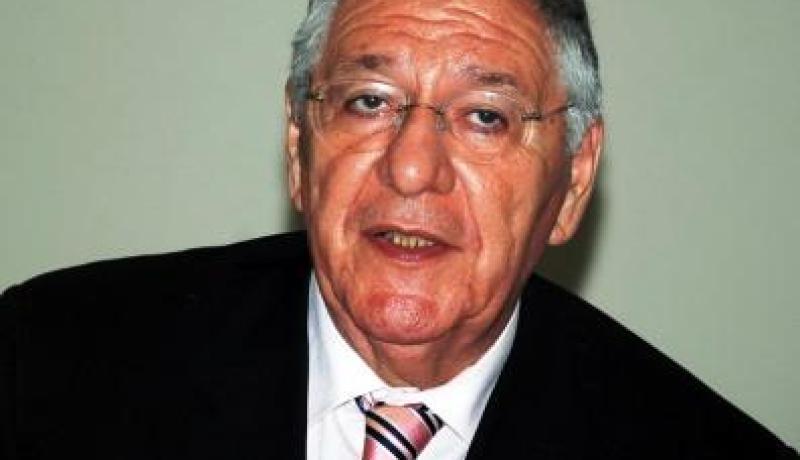 ولد عباس‮ ‬يحقِّق في‮ ‬مشاريع وهمية‮ ''‬أكلت‮'' ‬الملايير‮ ‬