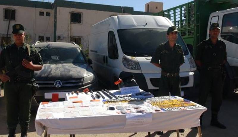 درك الجلفة يفكّك شبكة وطنية مختصّة في سرقة المركبات وتزوير وثائقها