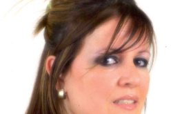 الشابة جنات تتكلم في السياسة وتكشف أسرارها