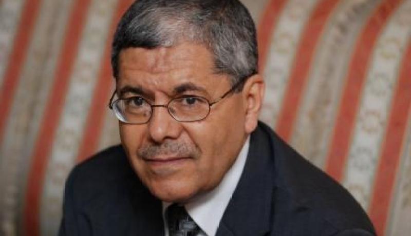 ‮عشر ‬ملايير سنتيم ومراكز تدريب للفرق الوطنية لكرة القدم‮ ‬