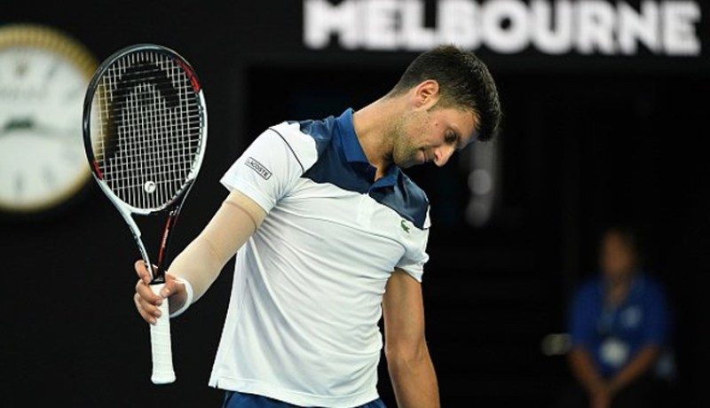 جوكوفيتش يسقط أمام ستيفانوس تيتيباس في كأس روجرز للتنس