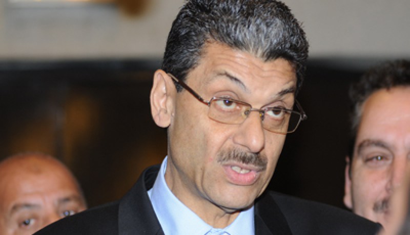 الخزينة تعمل في ‮‬الظلمة‬