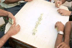 يتعرض إلى الضرب بدون سبب بينما كان‮ ‬يلعب‮ “‬الدومينو‮” ‬بالقليعة