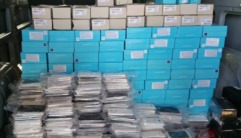 حجز 1382 هاتف نقال و80 لوحة رقمية بباتنة