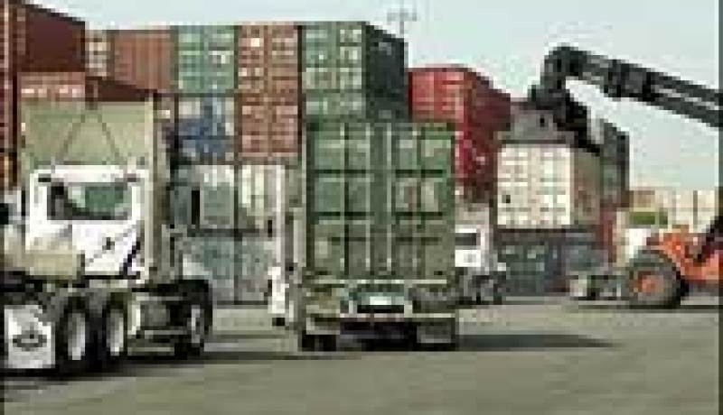 حجز سيارات وقطع غيار مغشوشة بميناء عنابة