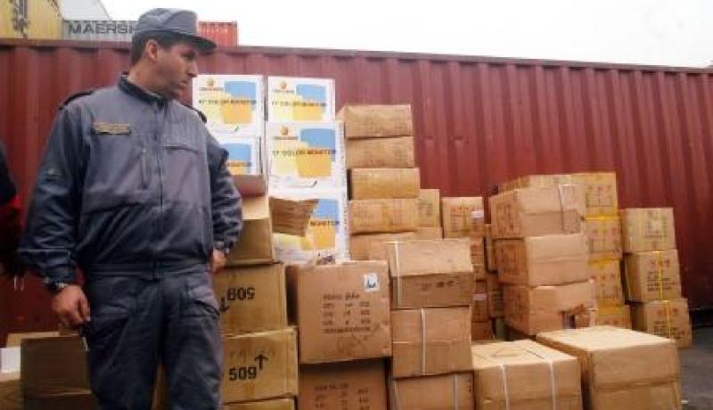 بودربالة يؤكد على أهمية توفير شروط العمل الملائمة للجمارك