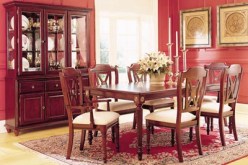 بين المربع والمستطيل  .. غرفة السفرة مفارش وإكسسوارات