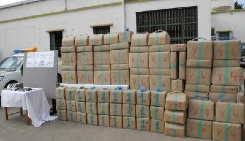 حجز 10,45 قناطر من الكيف المعالج قادمة من المغرب خلال عملتين منفصلتين بتلمسان