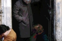 والد يستغل ابنته القاصر في ترويج المخدرات