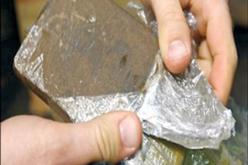 توقيف 12 شخصا يروّجون مخدرات صلبة ونقودا مزوّرة بجامعة سطيف