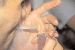 أم تشتكي‮ ‬من ابنها وتتهمه بتعاطي‮ ‬الكيف داخل المنزل‮  ‬