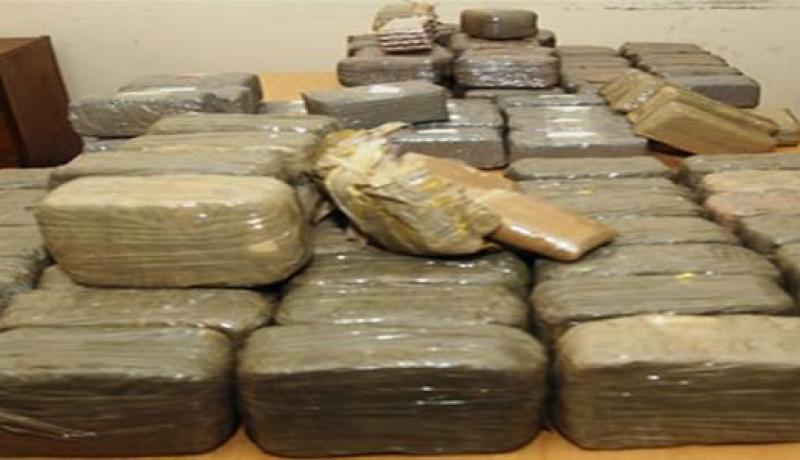 حجز أزيد من كيلوغرامين من القنب الهندي بأدرار