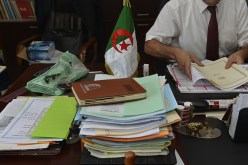 60 ألف جمعية بالجزائر خارج القانون