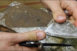 أحكام بين 7 و12 سنة سجنا ل 3 مهربي مخدرات في وهران