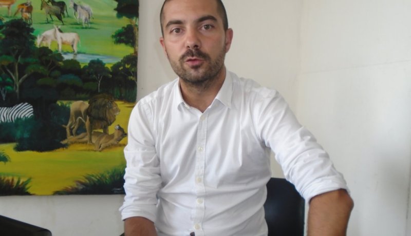 جوليان ميت: “الجزائر لها مكانة خاصة في كرة القدم”