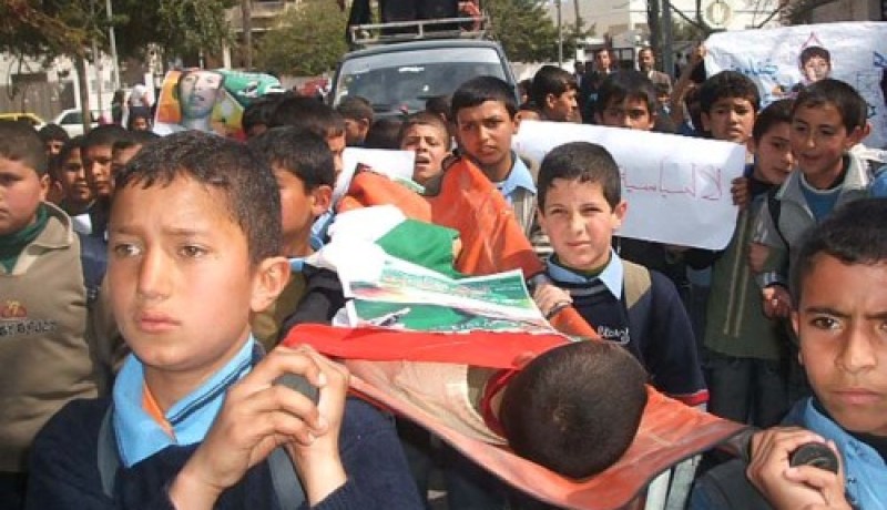ألفا طفل فلسطيني استشهدوا خلال 16 عاماً