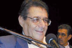 رشيد خولي يكرم الهاشمي ڤروابي في ألبوم “الشبكة”