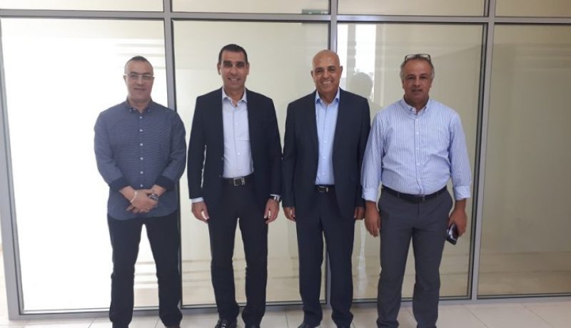 ممثل الفيفا يزور الجزائر ويتفقد هياكل المديرية الفنية الوطنية والفاف