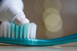 كيف يمكن لمعجون الأسنان أن يكون مضرا للأطفال