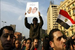 مليونا شخص‮ يشنقون ‬مبارك في‮ ‬ساحــــــة عمومية‬