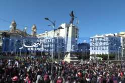 بالصور .. طلبة جامعيون يخرجون في مسيرة سلمية رفضا للعهدة الخامسة بوهران