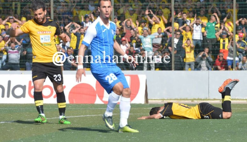 بالصور.. الحراش وتاجنانت ينهيان الشوط الأول بالتعادل السلبي