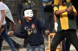 الشرطة المصرية تعتقل 118 شخصا وسط القاهرة.. والاشتباكات تتواصل