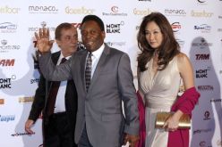 بيليه يخضع لعملية جراحة ناجحة