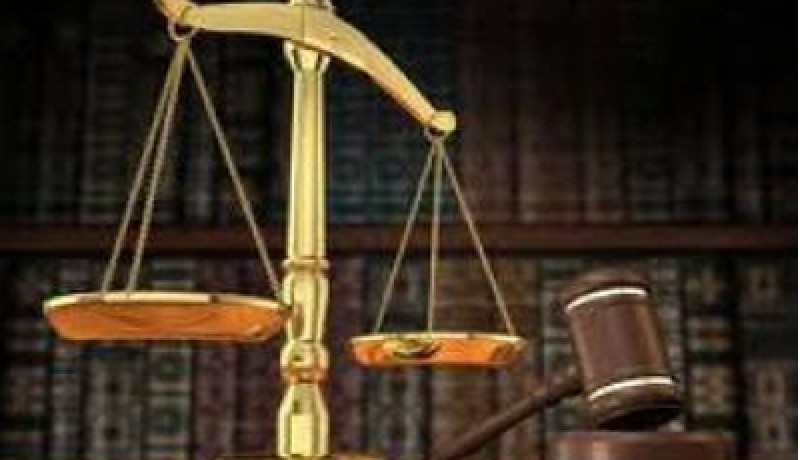 إمــــام خطيب‮ ‬يهتك عرض ابنة شقيقتـــه في‮ ‬سكيكــــدة‬