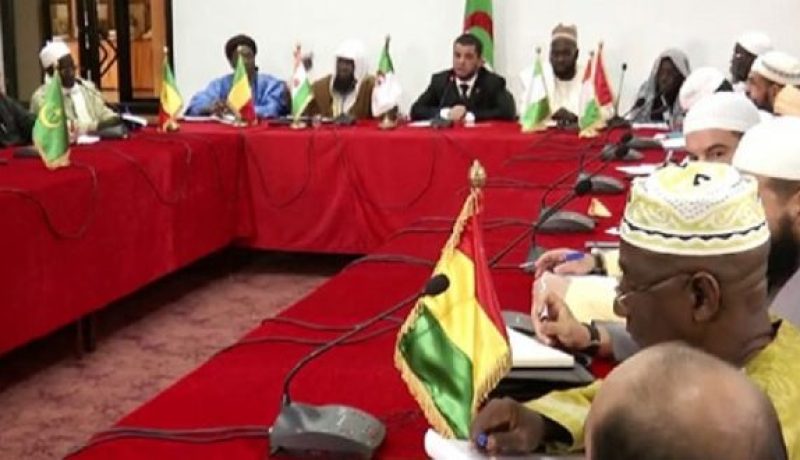 أئمة الساحل يصدرون دليلا لمحاربة التطرف ويدعون لاعتماده