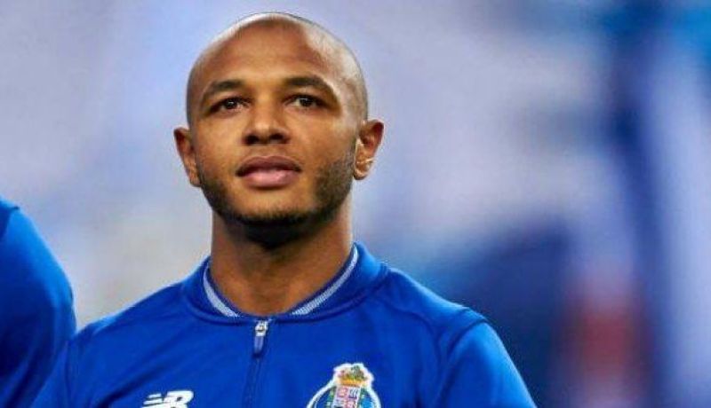 براهيمي أساسي في مواجهة لوكوموتيف موسكو