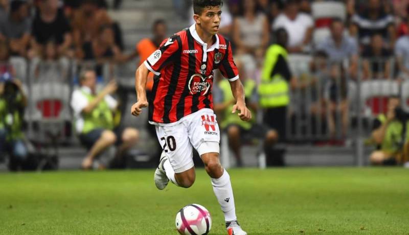 عطال مرشح لجائزة لاعب الشهر في ناديه نيس
